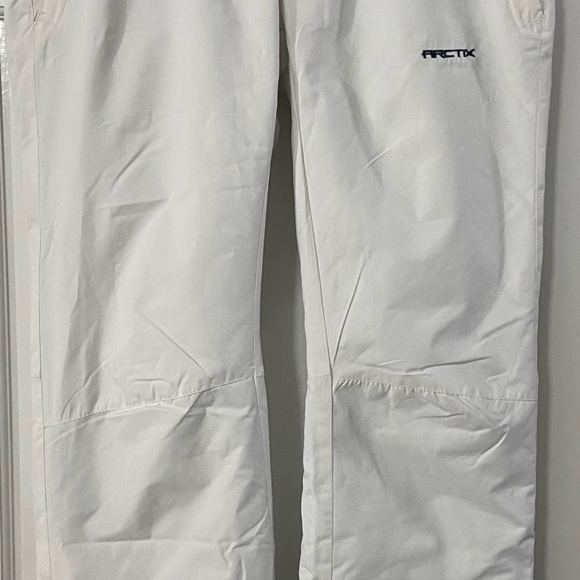 Snow pants❄️☃️🏂🎿🌨️ - Picture 6 of 10